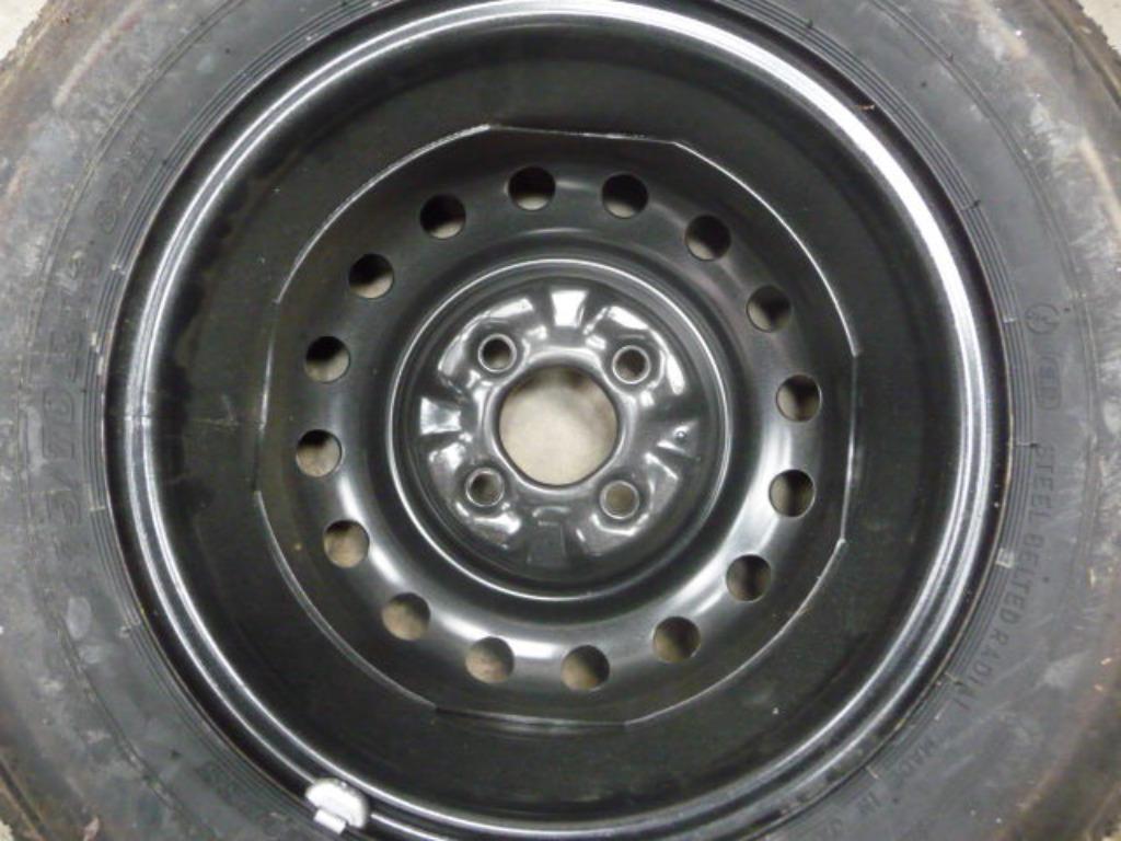 Roue   NISSAN SUNNY, Autos : Pièces & Accessoires, Pneus & Jantes, Neuf, Pneus et Jantes, Enlèvement ou Envoi, 175 mm