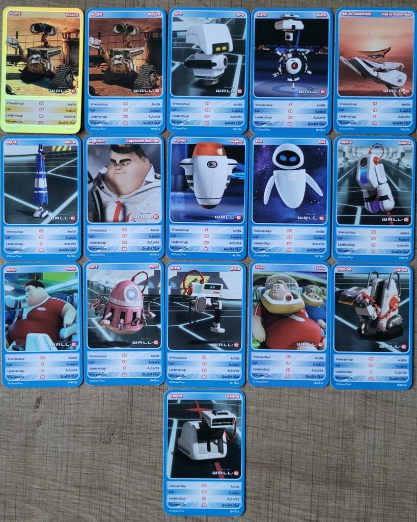 16 verzamelkaarten Disney-Pixar: Wall-E, Enlèvement ou Envoi, Autres personnages, Comme neuf, Image ou Affiche