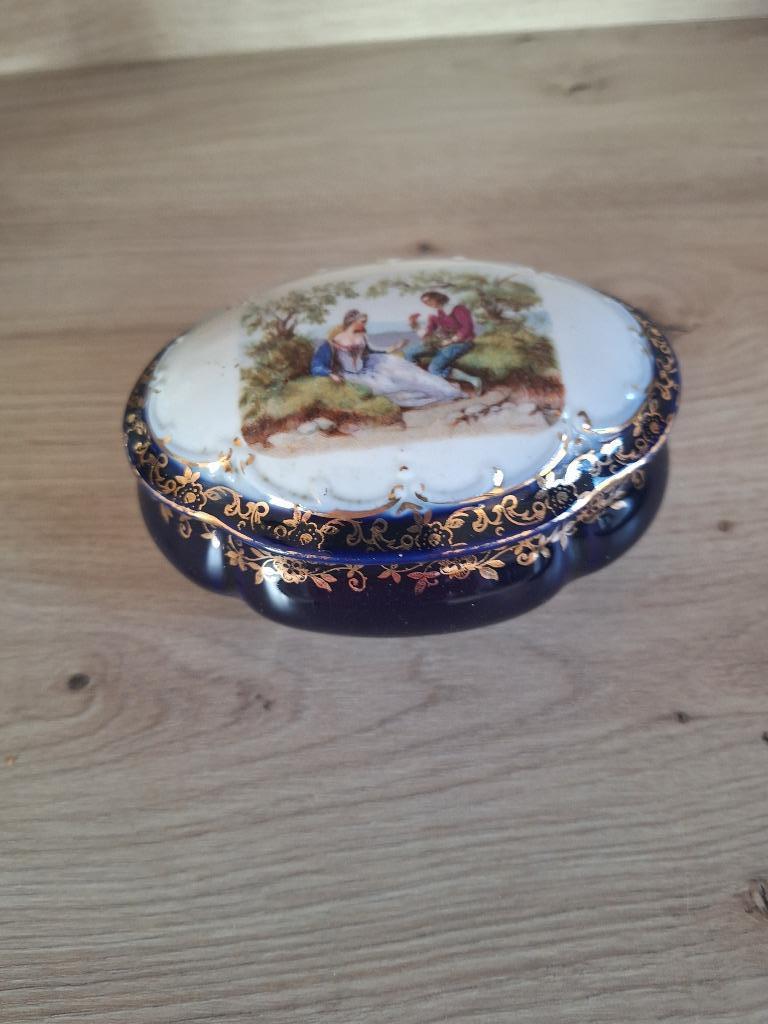 Boîte à bijoux en porcelaine, Enlèvement ou Envoi