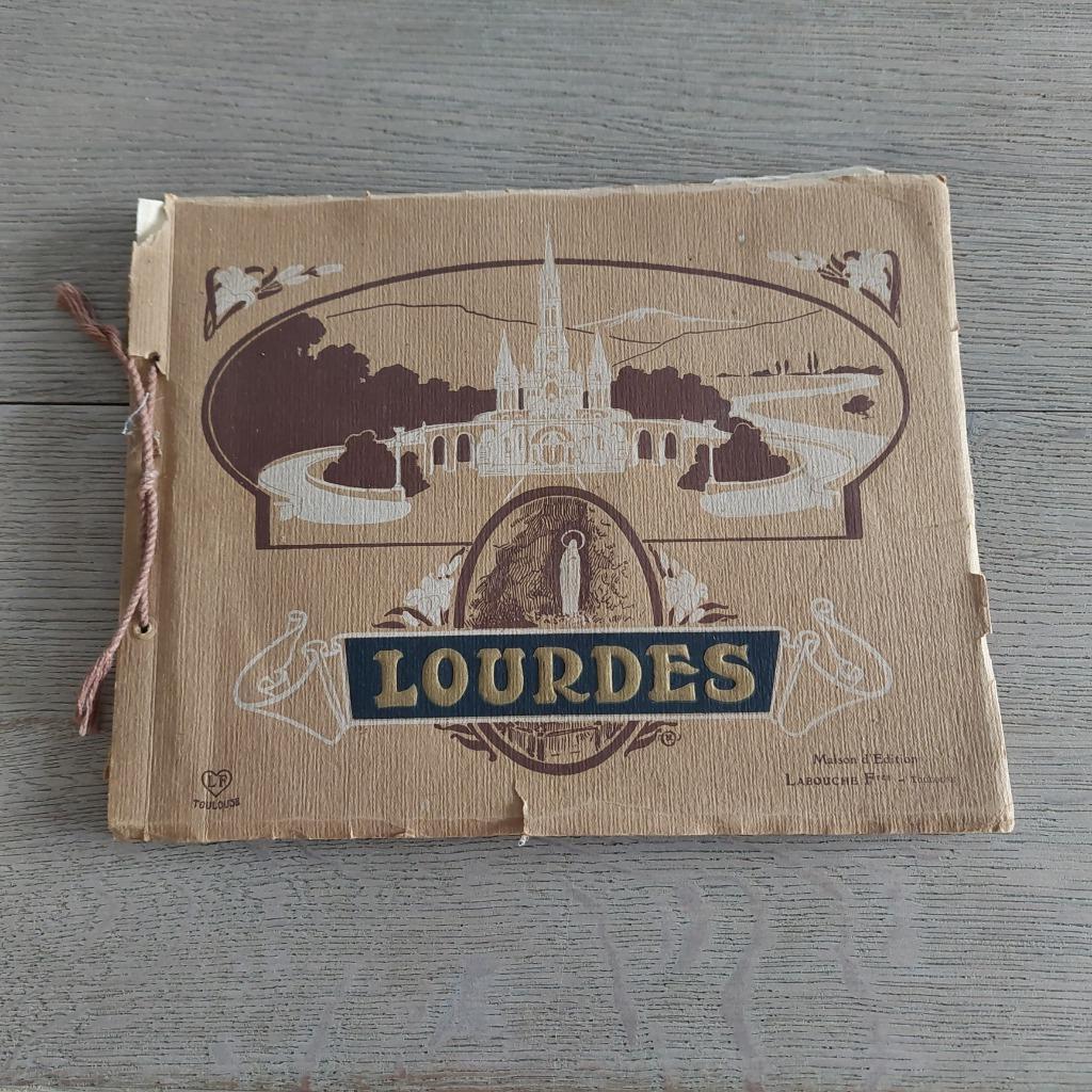 fotoboek Lourdes, Antiek en Kunst, Ophalen