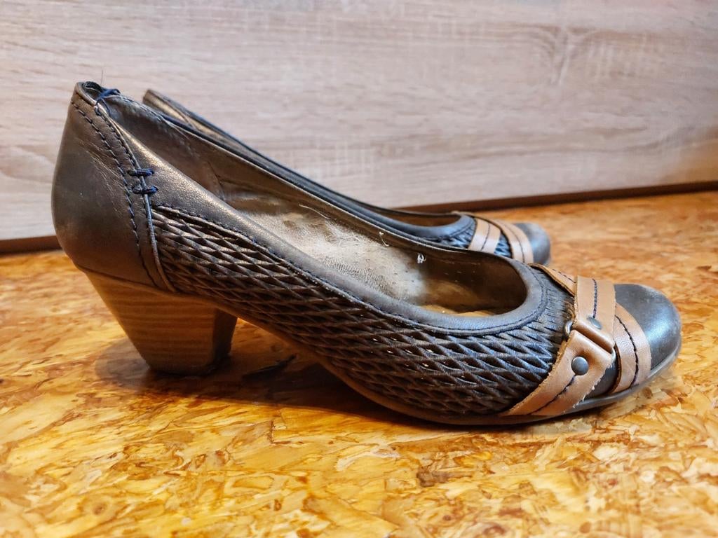 Pumps lage hak 38,5 - 39 damesschoenen, Kleding | Dames, Schoenen, Gedragen, Pumps, Grijs, Ophalen of Verzenden
