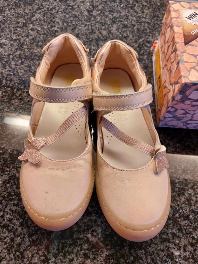 Pierres et os de ballerine, Enlèvement ou Envoi, Comme neuf, Autres types, Fille