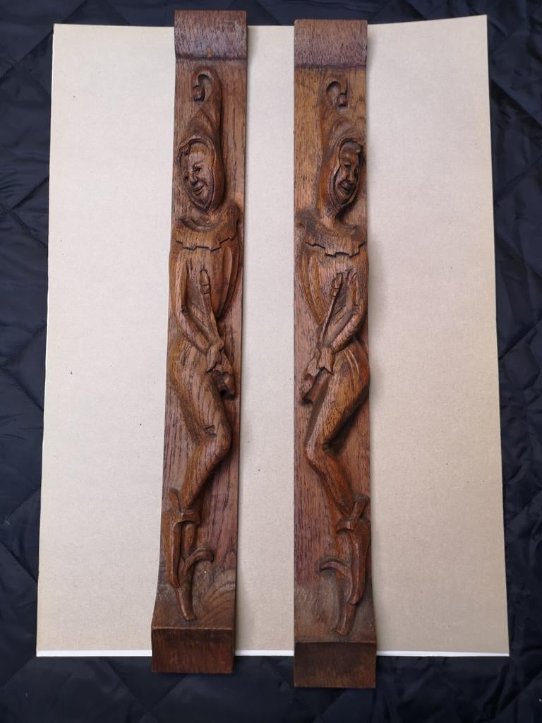 Houten sculpturen om naast schoorsteen te hangen., Antiek en Kunst, Kunst | Beelden en Houtsnijwerken, Ophalen of Verzenden