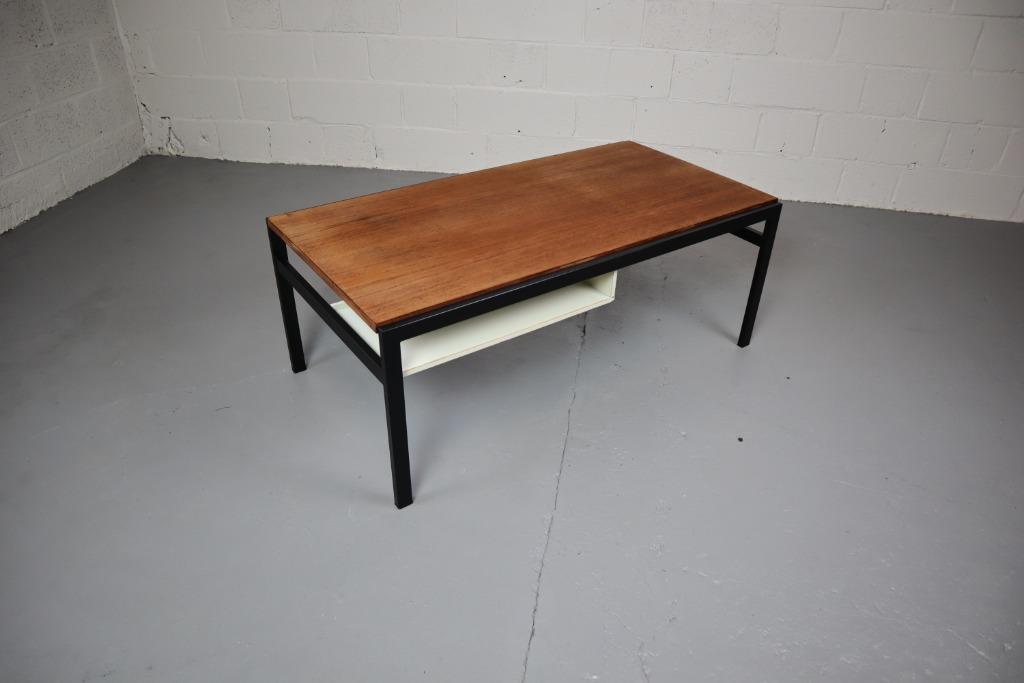 Table basse de Pastoe par Cees Braakman, Antiquités & Art, Antiquités | Meubles | Tables, Enlèvement