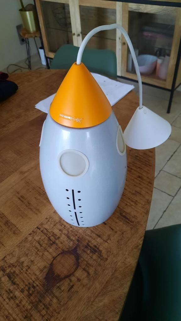 Raketlamp voor kinderkamer, Enlèvement ou Envoi, Comme neuf, Synthétique