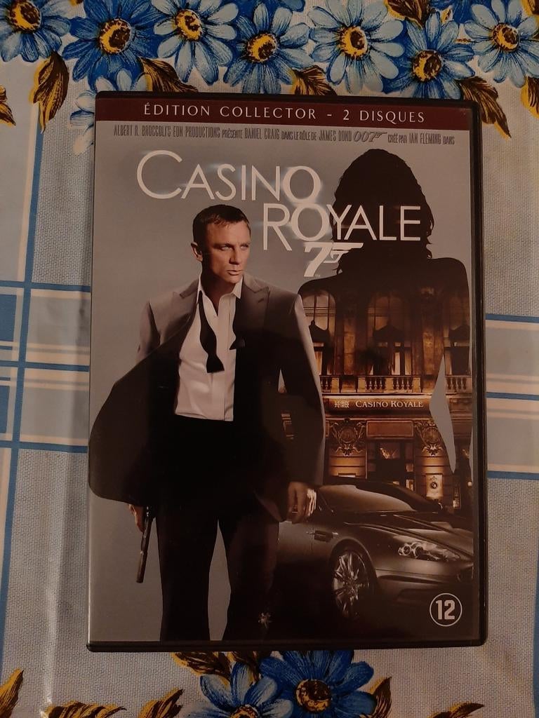James Bonds - casino royale 2 DVD, Enlèvement ou Envoi, Comme neuf