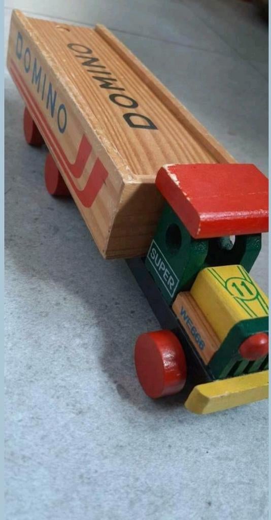 Domino Vrachtwagen met oplegger jaren 60,Germany !, Ophalen of Verzenden, Gebruikt