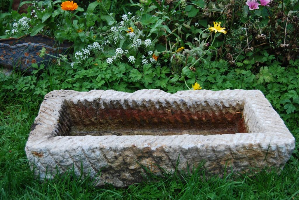 Jardinière ,bac en pierre ancien, Moins de 30 cm, Pierre, Enlèvement, Utilisé