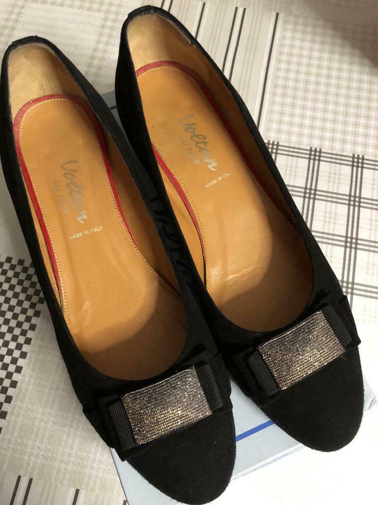 Zwarte schoenen voltan, Kleding | Dames, Schoenen, Instappers, Voltan, Ophalen of Verzenden, Zo goed als nieuw