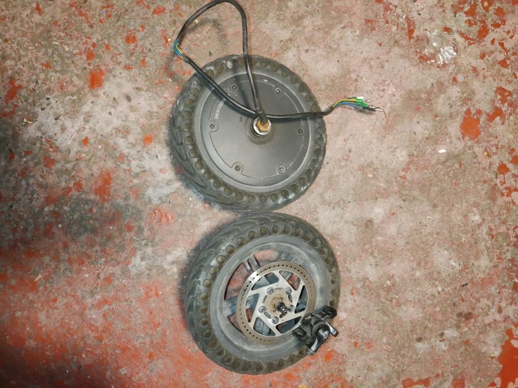 Roues trotinette, Enlèvement ou Envoi, Utilisé