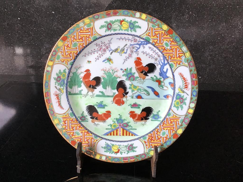 Aziatisch bord met vijf hanen - inclusief houten standaard, Enlèvement ou Envoi