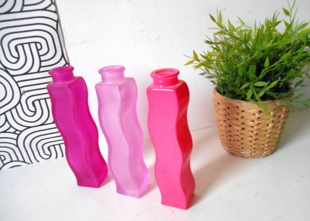 3 vases design en forme de vague en verre givré rose, Enlèvement ou Envoi