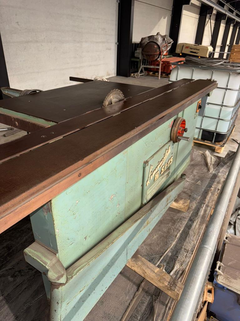 Houtzaagmachine, Ophalen, Gebruikt