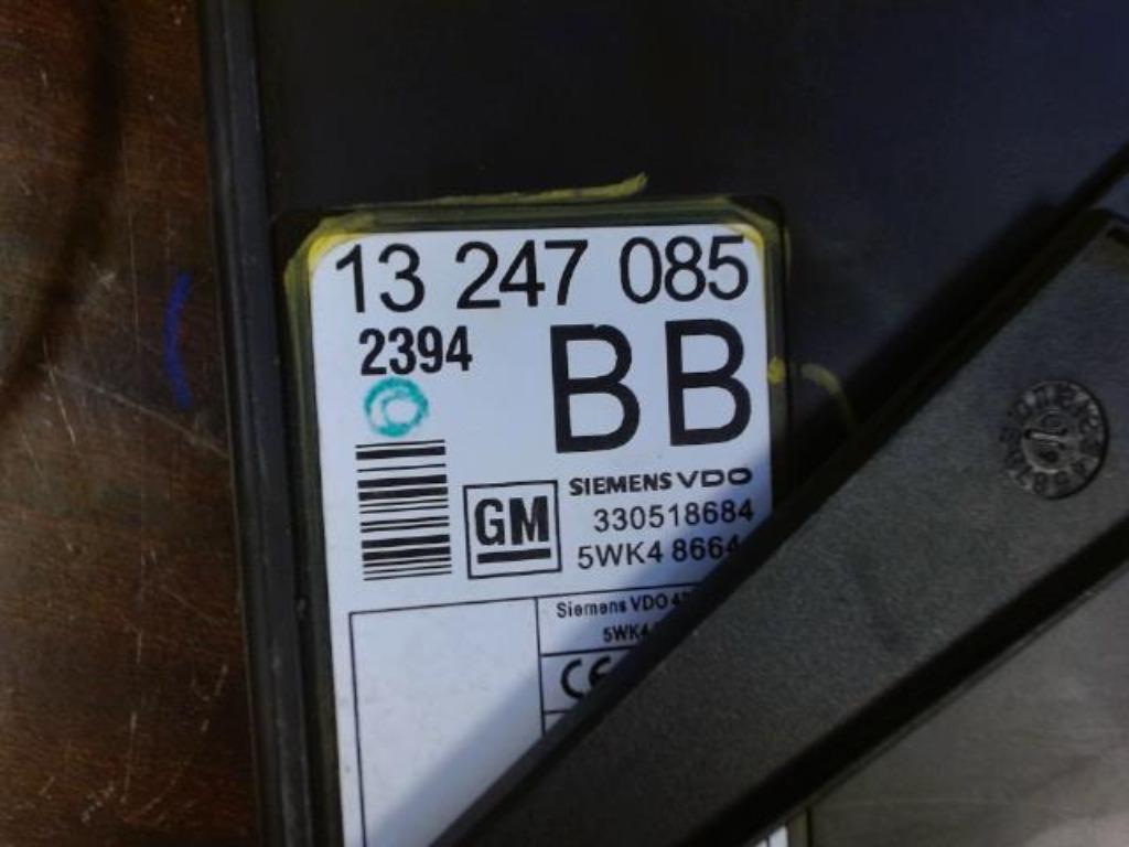 Calculateur Opel 13247085 BB 5WK48664g 330518684  (686), Autos : Pièces & Accessoires, Autres pièces automobiles, Enlèvement, Utilisé