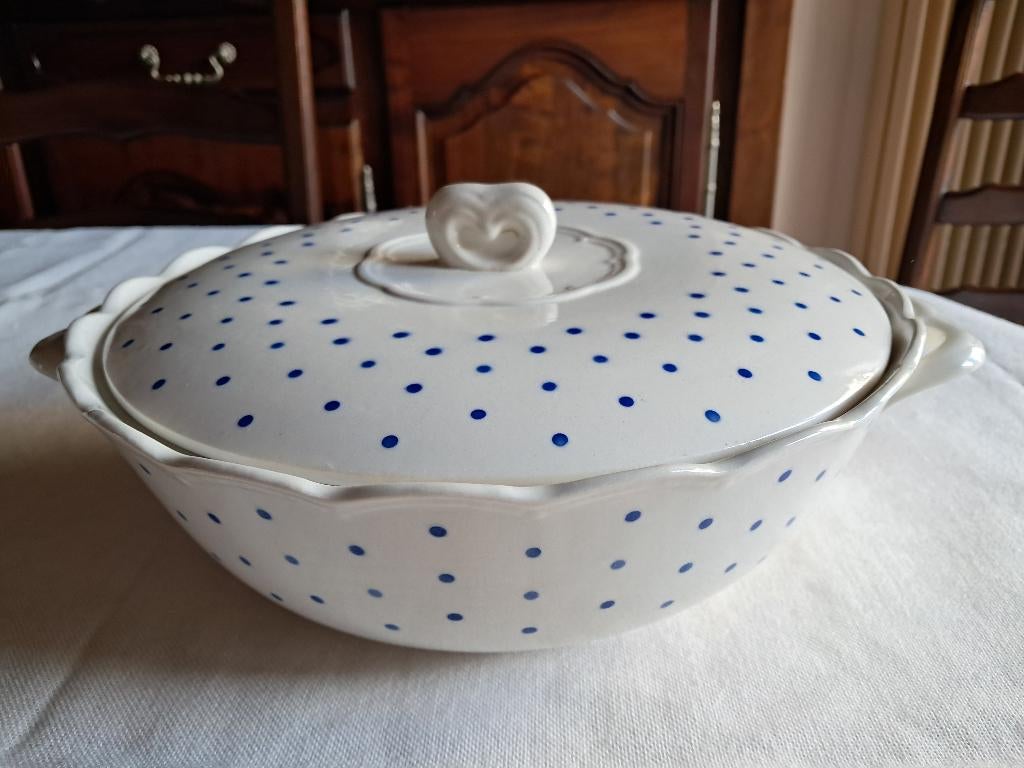Soepkom met stippen van Boch, Antiek en Kunst, Ophalen