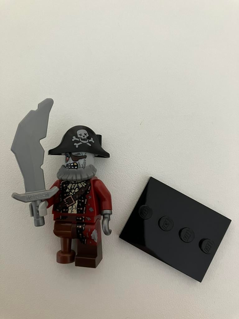 Minifiguur reeks 14 zombie piraat, Ophalen of Verzenden, Zo goed als nieuw, Complete set, Lego