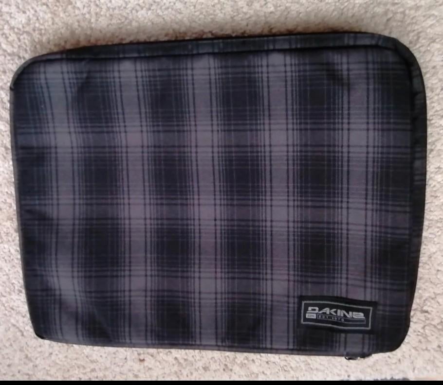 Laptophoes Dakine, Ophalen of Verzenden, Zo goed als nieuw
