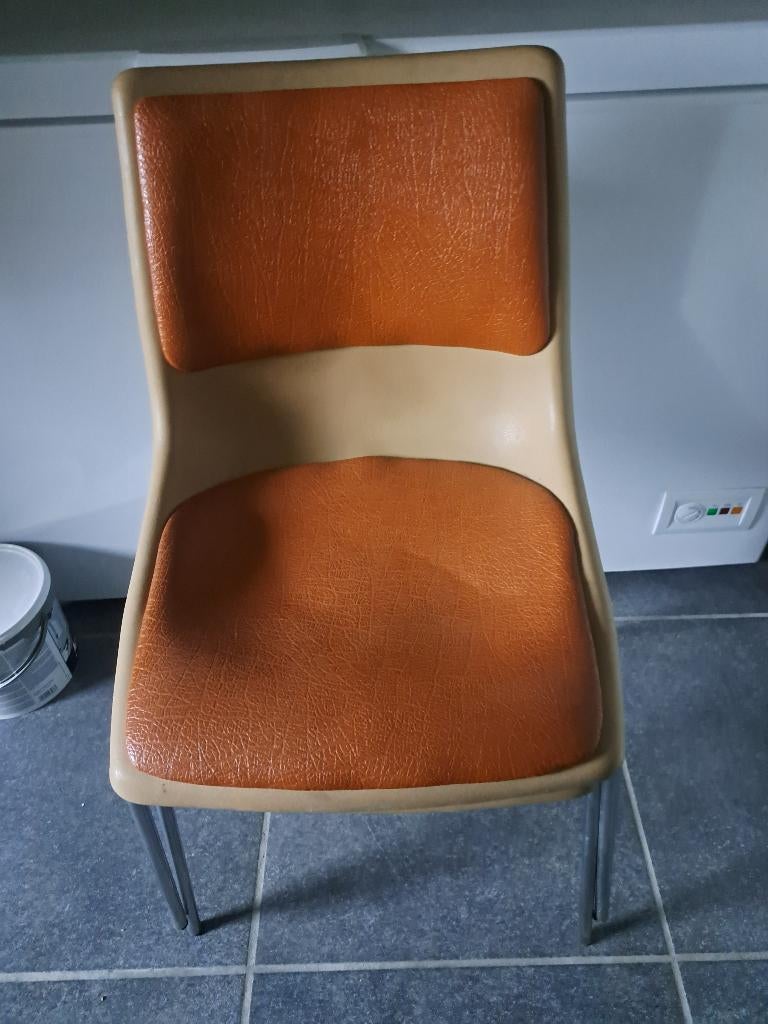 Vintage stoelen, Ophalen