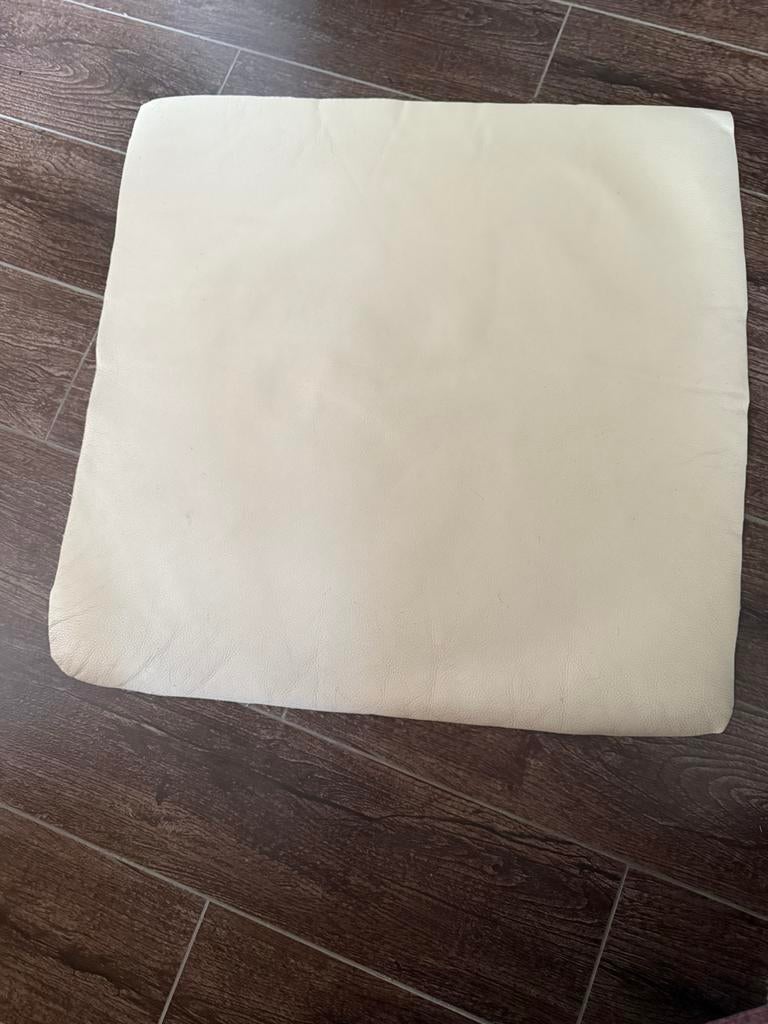 Tissu en cuir, Enlèvement, Comme neuf