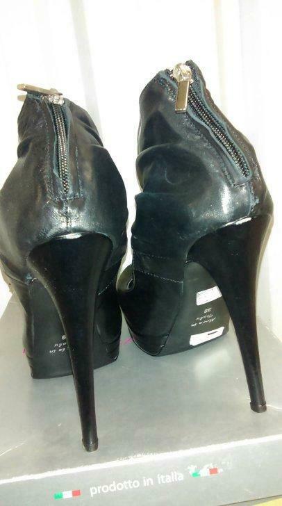 516* Barbara BUCCI superbes escarpins cuir neufs (38), Nieuw, Zwart, Pumps