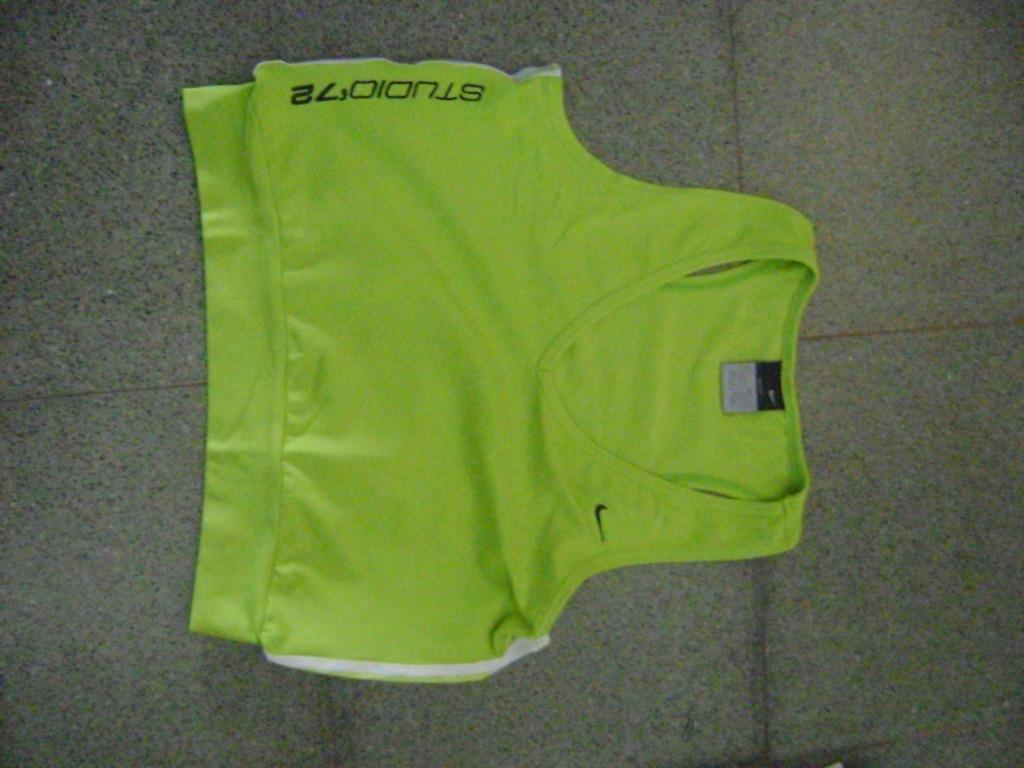 groen topje NIKE in maat S, Kleding | Dames, Nike, Nieuw, Ophalen of Verzenden, Fitness of Aerobics