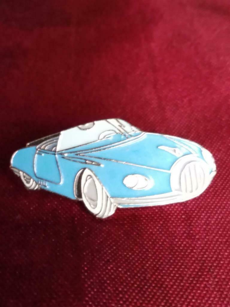 Pin's voiture Spirou, Enlèvement ou Envoi, Neuf, Autres sujets/thèmes, Insigne ou Pin's