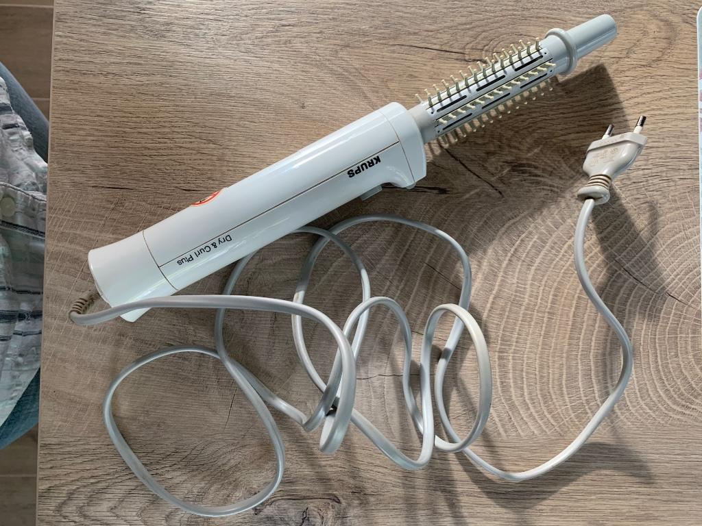 Brosse chauffante, Bijoux, Sacs & Beauté, Beauté | Soins des cheveux, Enlèvement, Utilisé, Peigne ou Brosse