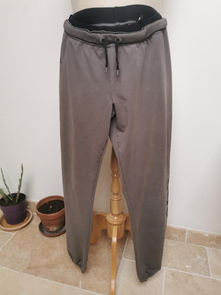 Mooie grijze dames sport broek van Adidas, Ophalen of Verzenden, Zo goed als nieuw, Maat 38/40 (M)