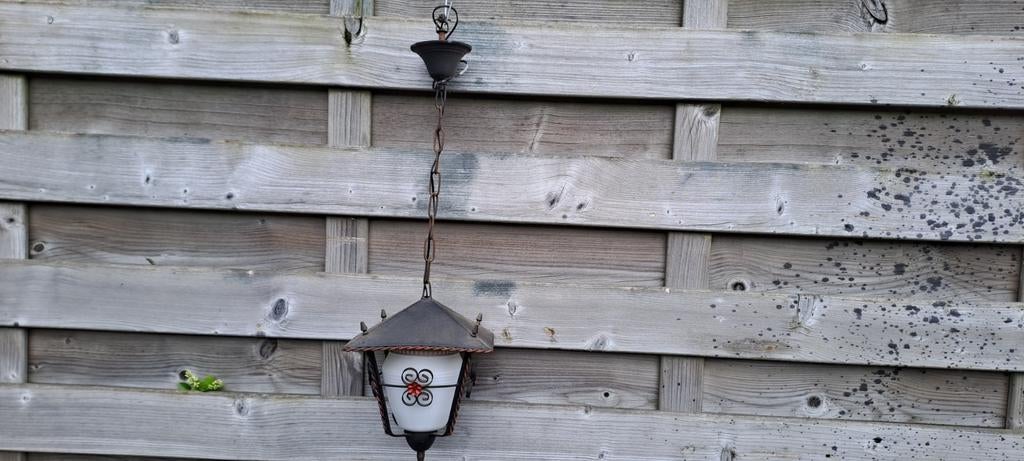 Hanglampje in metaal en smeedwerk en glas, Antiek en Kunst, Ophalen of Verzenden
