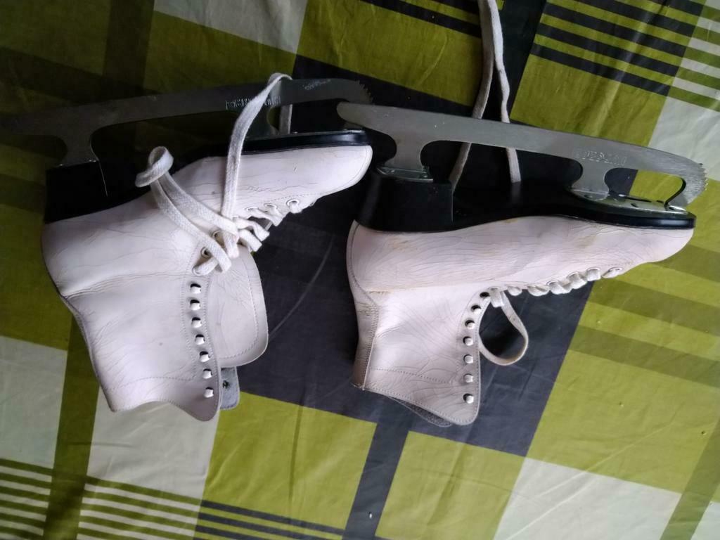 Ijsschaatsen met maat 40., Sport en Fitness, Gebruikt, Kunstschaatsen, Ophalen, Overige merken