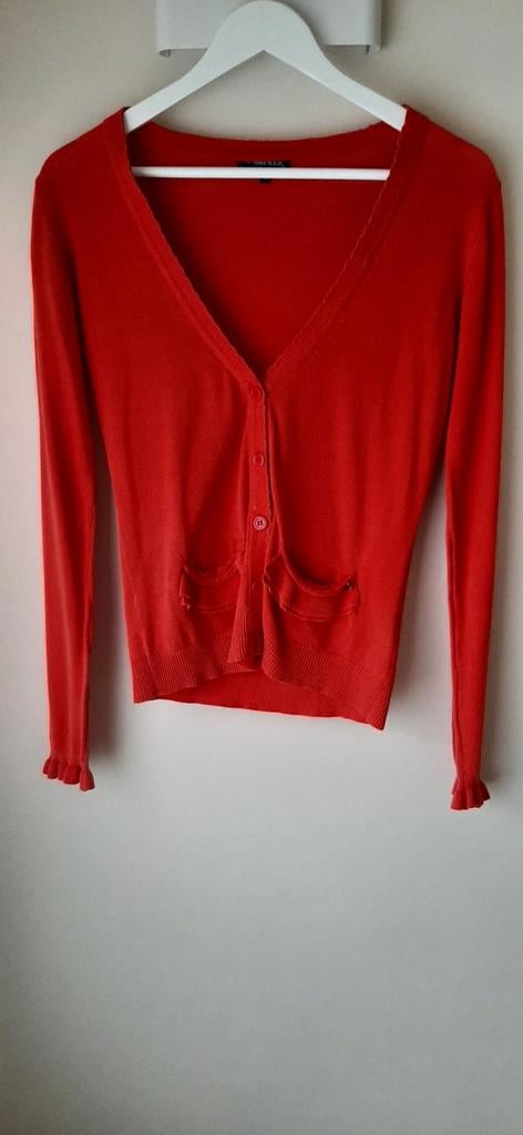 Rood giletje ( Terre bleue) maat 36, Ophalen, Maat 36 (S), Rood