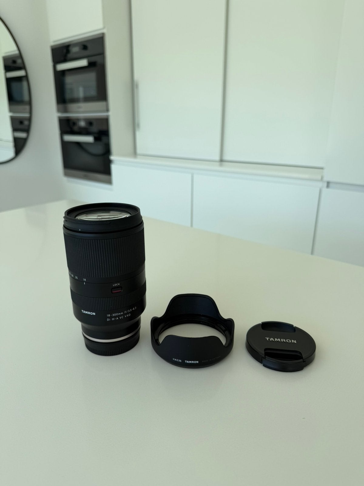 Tamron 18-300mm F/3.5-6.3 Di III-A VC VXD Sony E objectief, Ophalen of Verzenden, Zo goed als nieuw, Sony, Sony E-mount