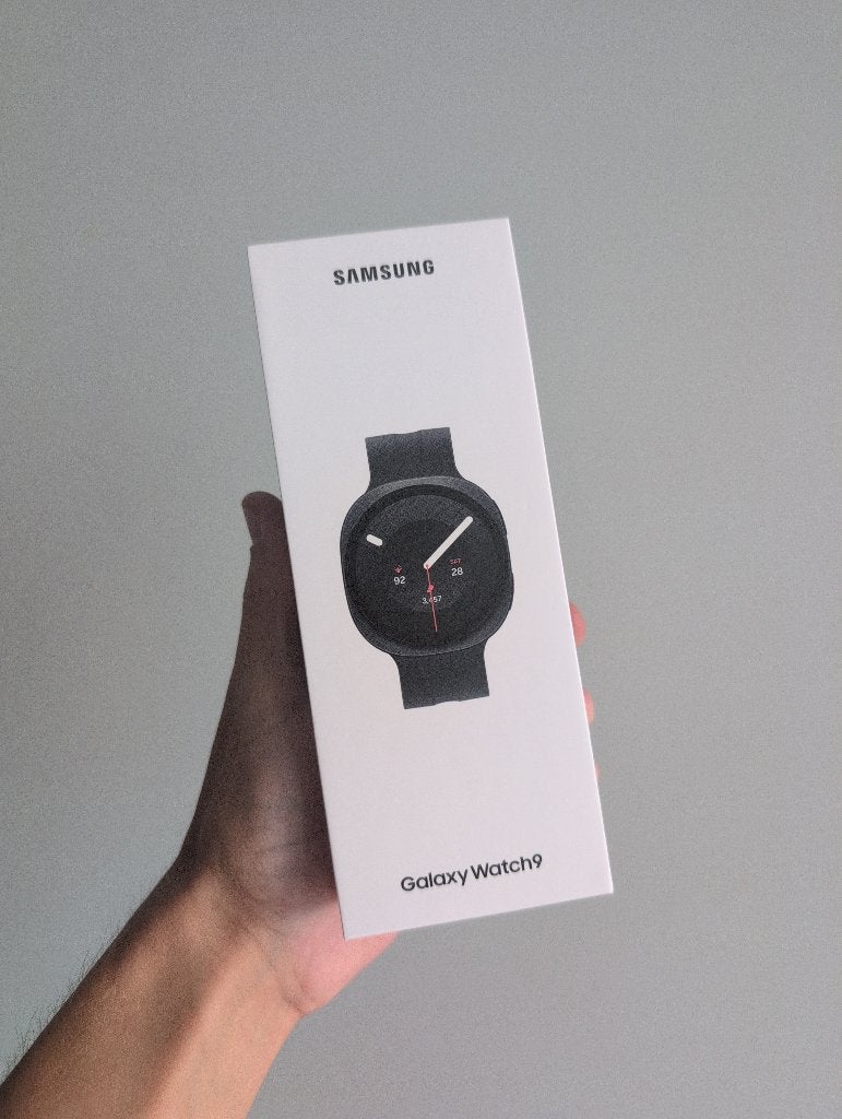 Samsung Galaxy Watch9, 40mm, LTE, Noir, Enlèvement, Avancer d'un pas, Neuf, Noir