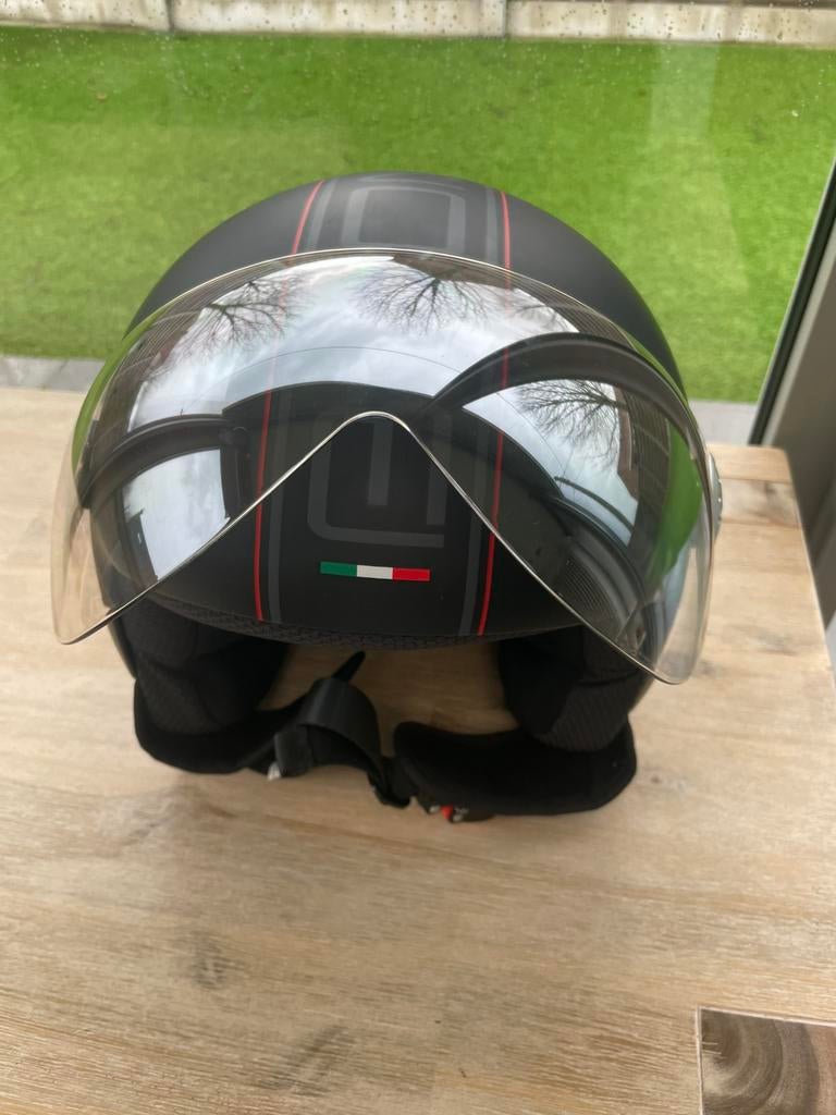 Scooterhelm te koop met beschermhoes, Ophalen, Zo goed als nieuw