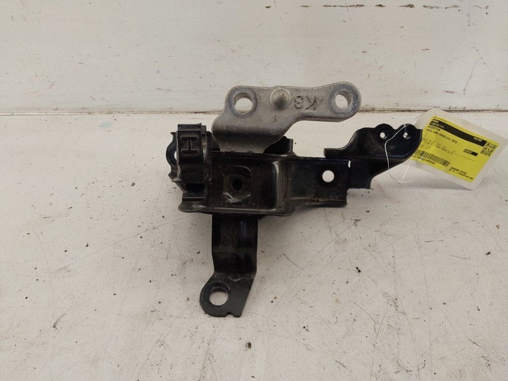 MOTORSTEUN Toyota Yaris Cross (PB1 / PJ1) (|12305K0050|), Gebruikt, Kundenbetreuung@toyota.de, Toyota, Toyota-Allee 2
50858  Köln, DE