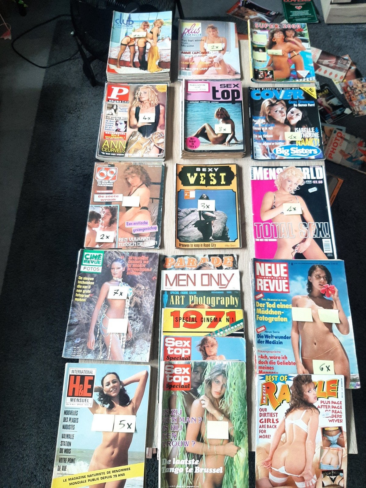 100 erotische tijdschriften 2 foto´s, Ophalen of Verzenden, Gelezen, Overige typen