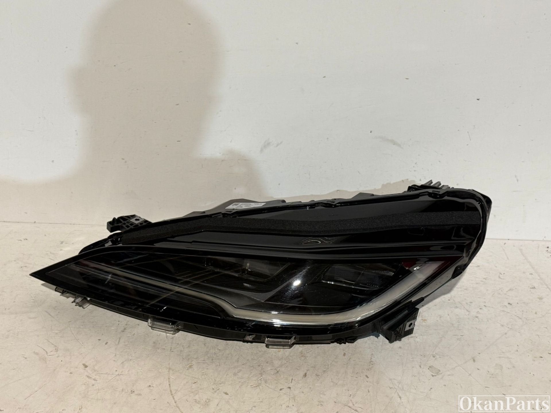 Tesla Model 3 Highland LED linker koplamp links 1760888-00-E, Tesla, Inc., Gebruikt, Info@tesla.com, Tesla Road 1
78725  Austin
