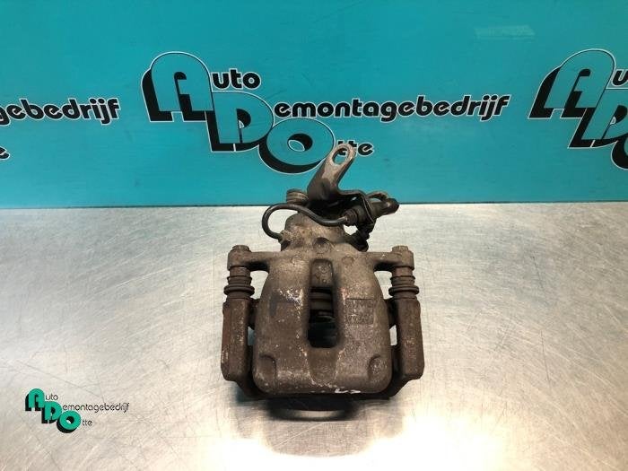Etrier de frein (pince) arrière gauche d'un Volkswagen Tour, Volkswagen, -, 3 mois de garantie, Utilisé