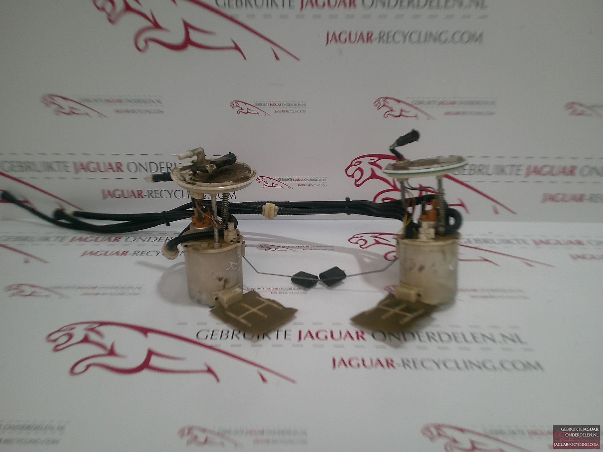 Benzinepomp set Jaguar S-Type R 4.2SC XR849201 & XR849200, Gebruikt, -, Ophalen of Verzenden, Jaguar