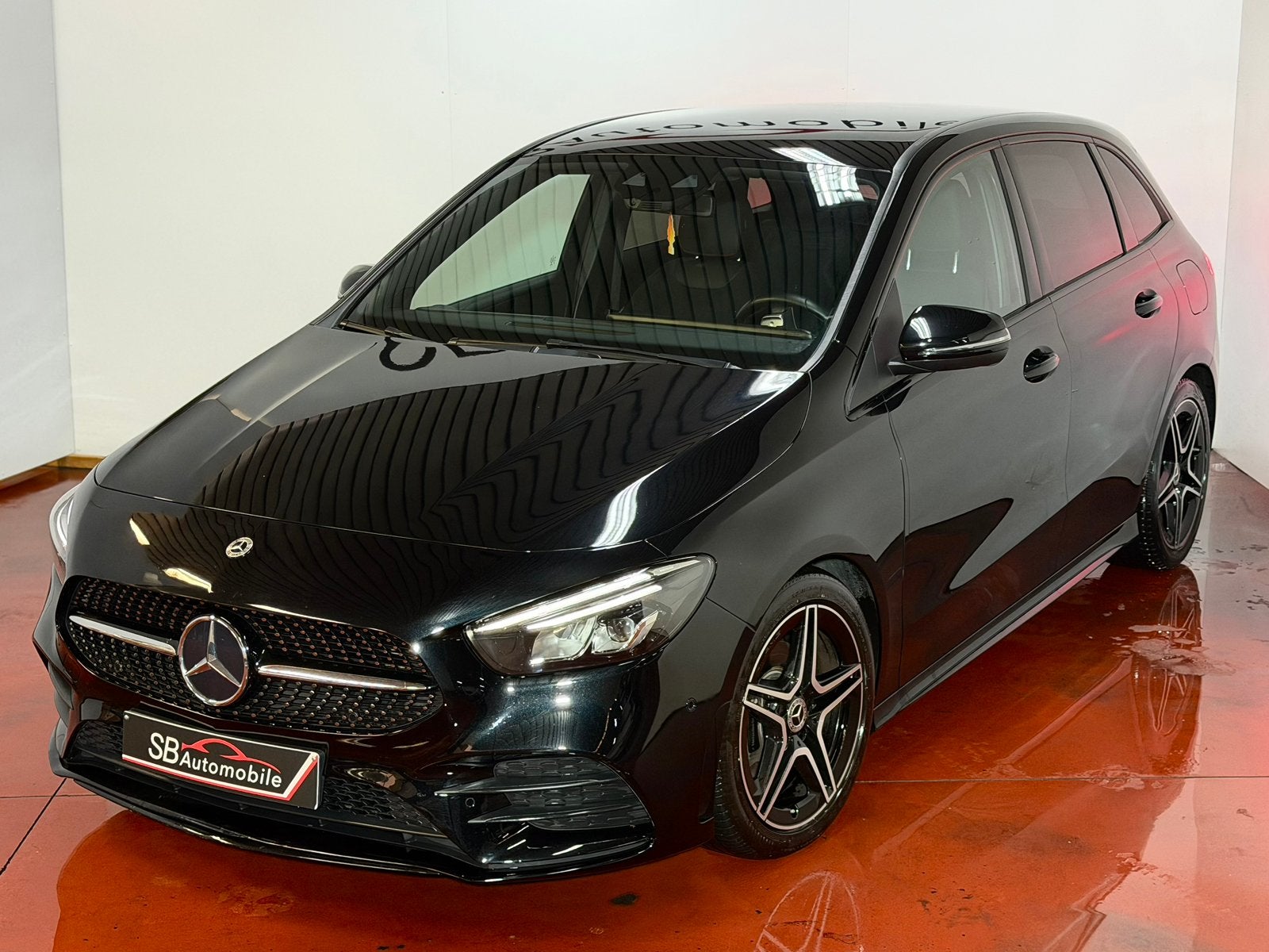 Mercedes-Benz B 180 PACK AMG Line // BI-XENON // GARANTIE //, Autos, 100 kW, 1332 cm³, Achat, Euro 6