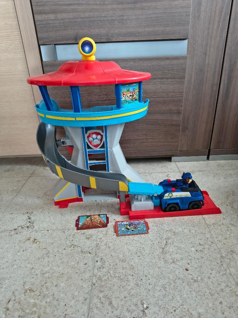 Paw Patrol uitkijktoren, Ophalen