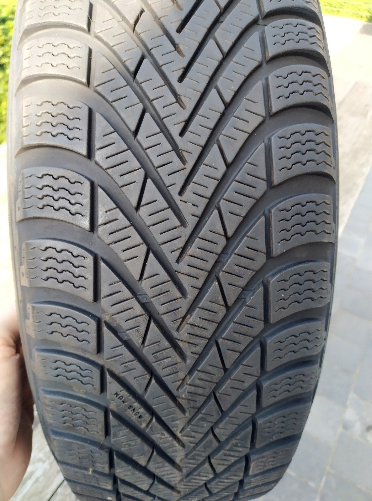 4 winterbanden, pirelli cinturato 195/65 R15 91T, Auto-onderdelen, Banden en Velgen, Ophalen, Gebruikt, 15 inch, Winterbanden