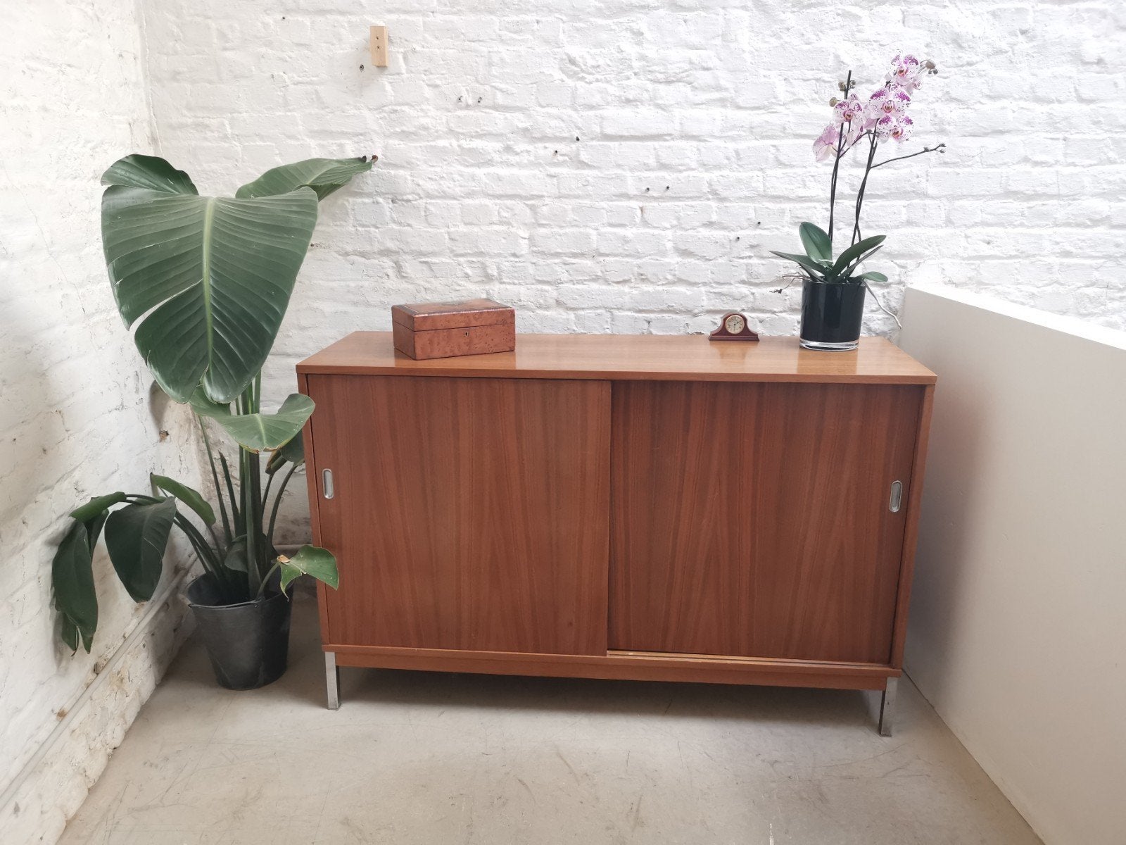 Buffet mid-century avec bureau d'appoint