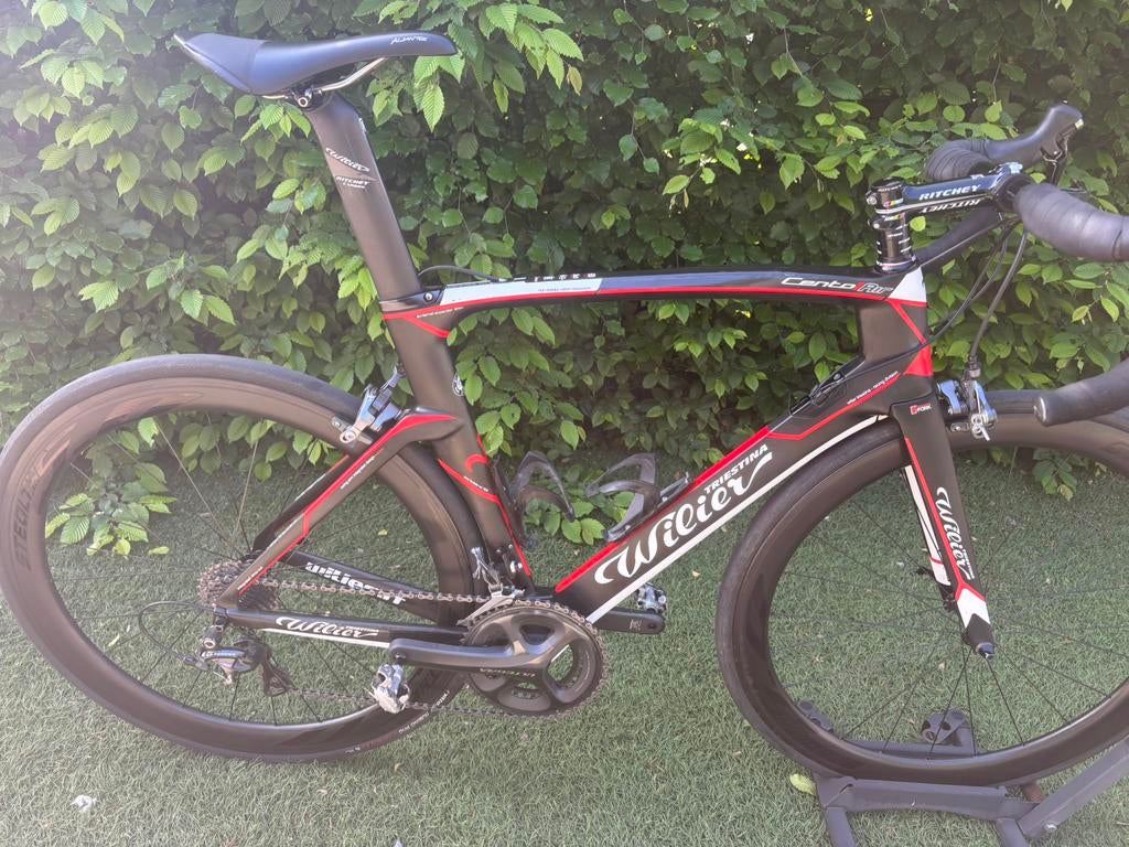Wilier Cento one full carbon frmt 58 vanaf 1 m 85, Fietsen en Brommers, Fietsen | Racefietsen, Ophalen, Zo goed als nieuw, Carbon