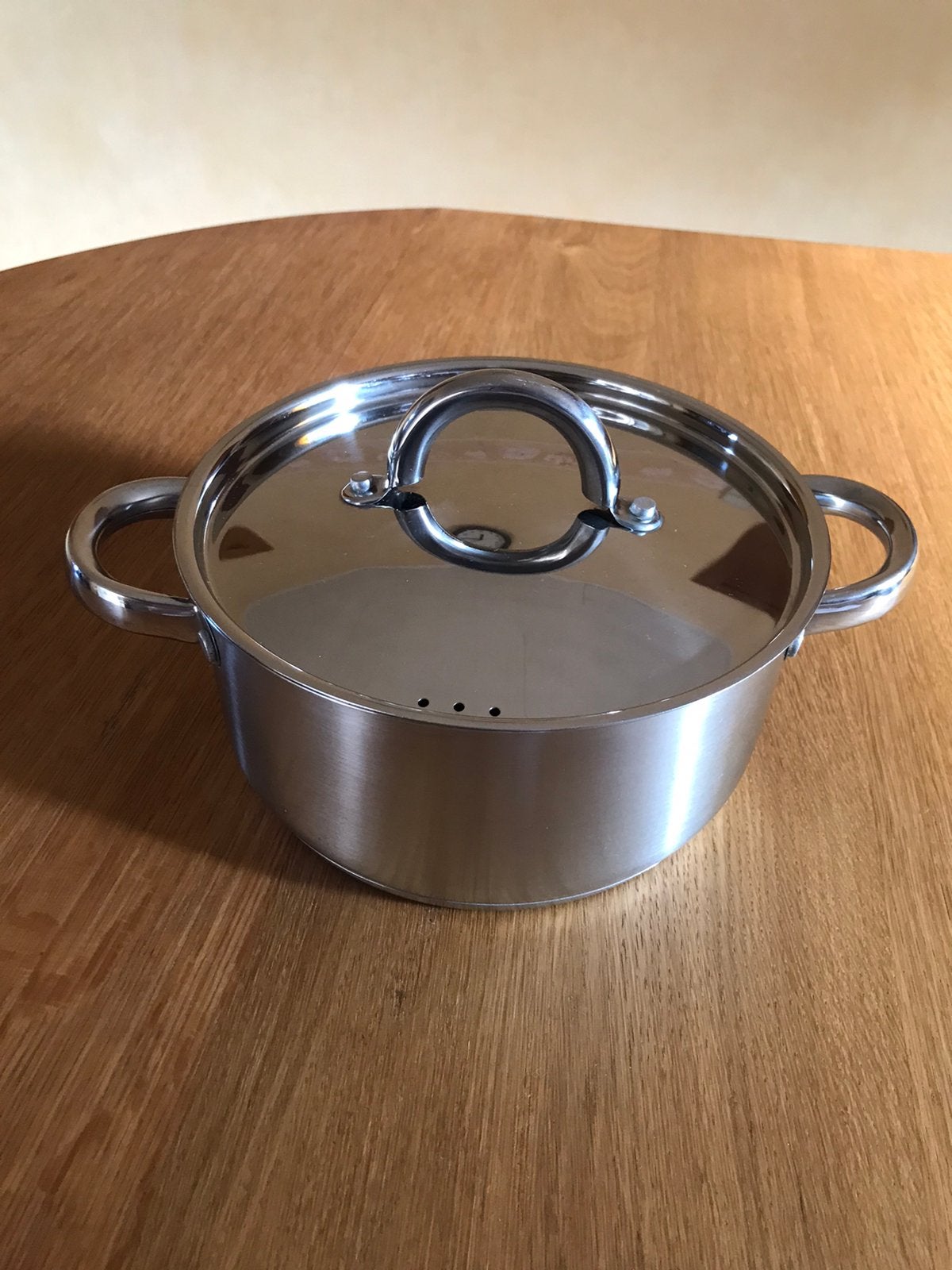A vendre CASSEROLE en INOX 2,5 L. * MAESTRO *, Utilisé, Inox, Casserole