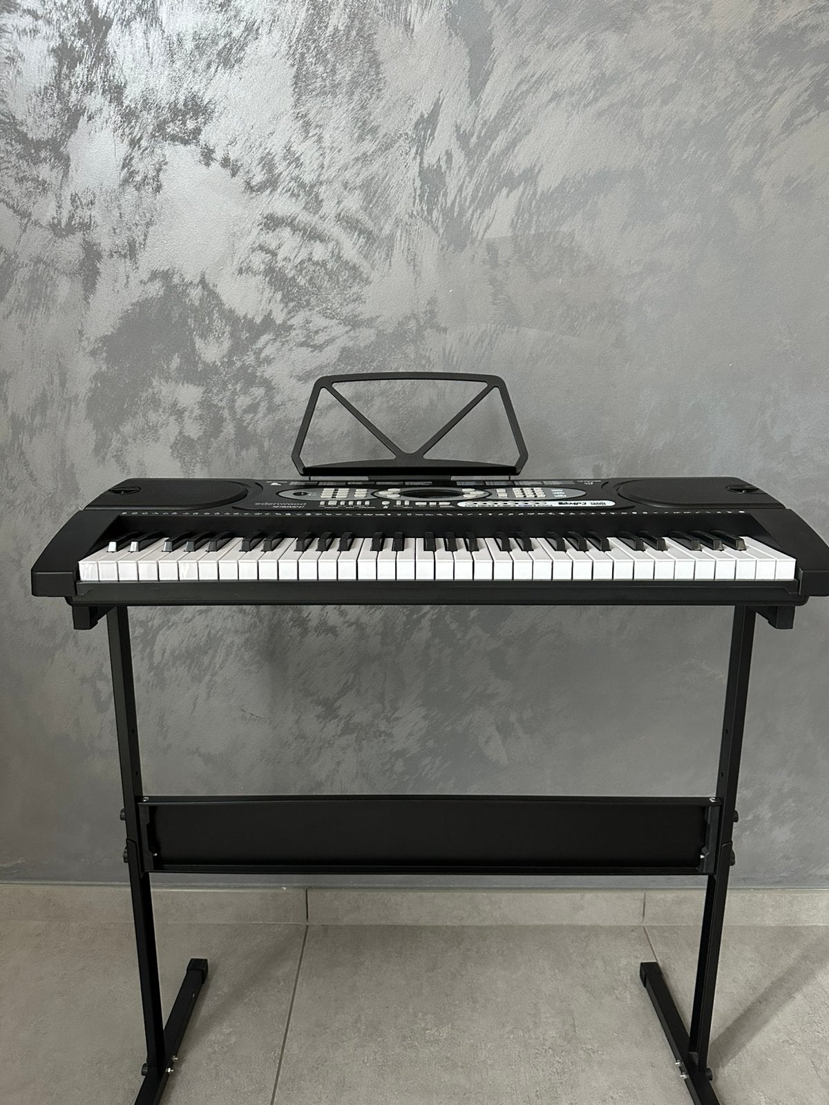 Clavier Synthétiseur Edenwood Keyboard 61 + Support, Musique & Instruments, Enlèvement, Comme neuf, Noir, Piano