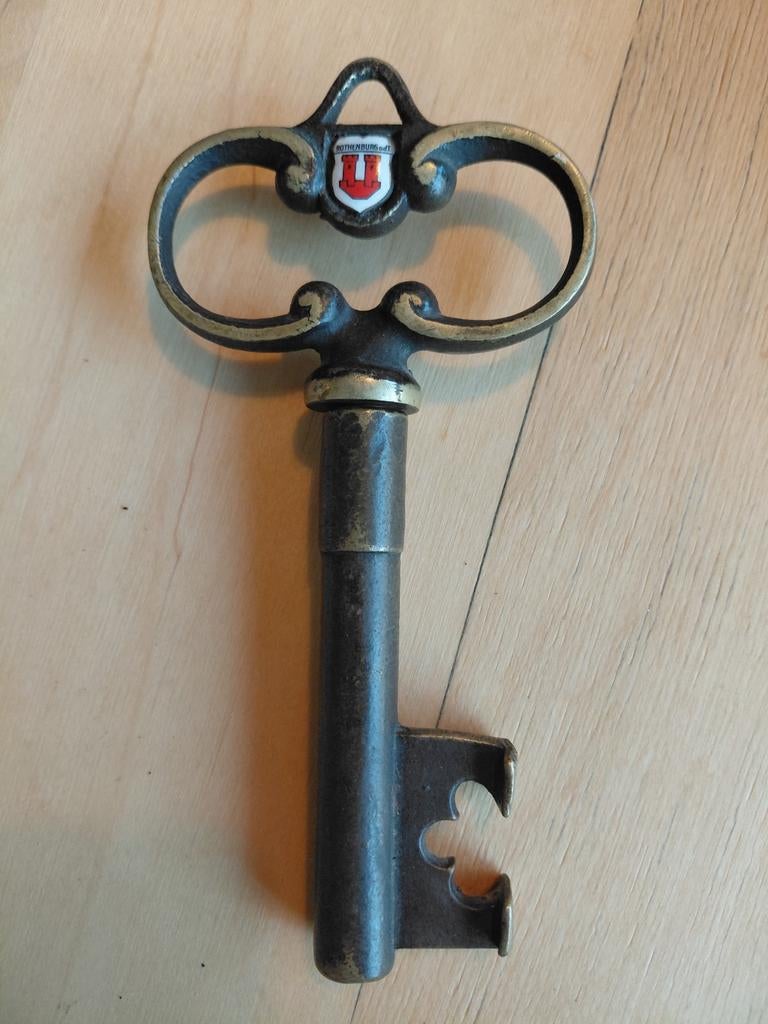 Vintage kurkentrekker, Ophalen