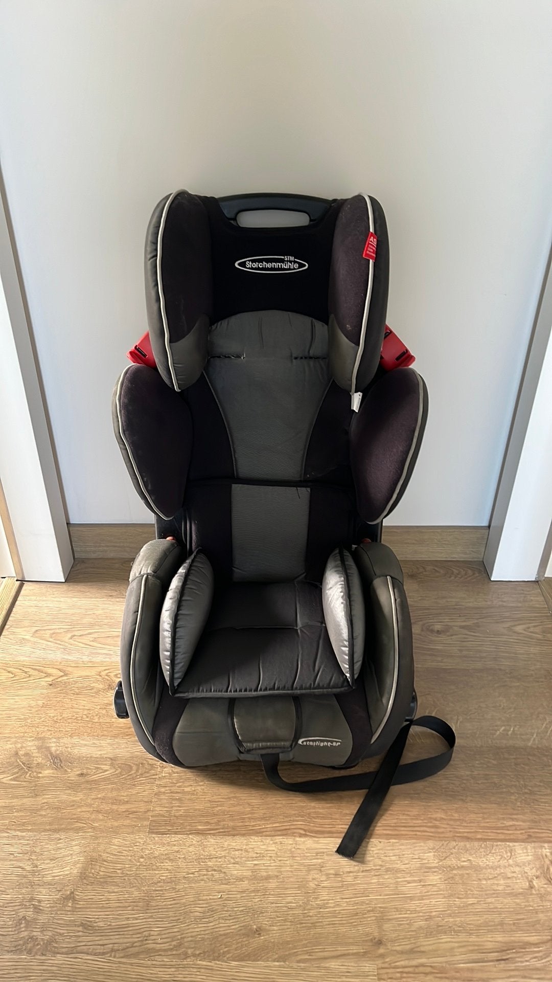 Goede auto stoel voor kinderen, Kinderen en Baby's, Autostoeltjes, Overige merken, Autogordel of Isofix, Gebruikt, Verstelbare rugleuning