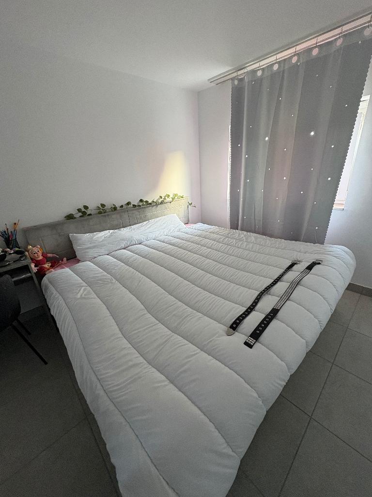 2 persoonsbed nog in doos, Huis en Inrichting, Ophalen, Overige maten, 200 cm, Grijs