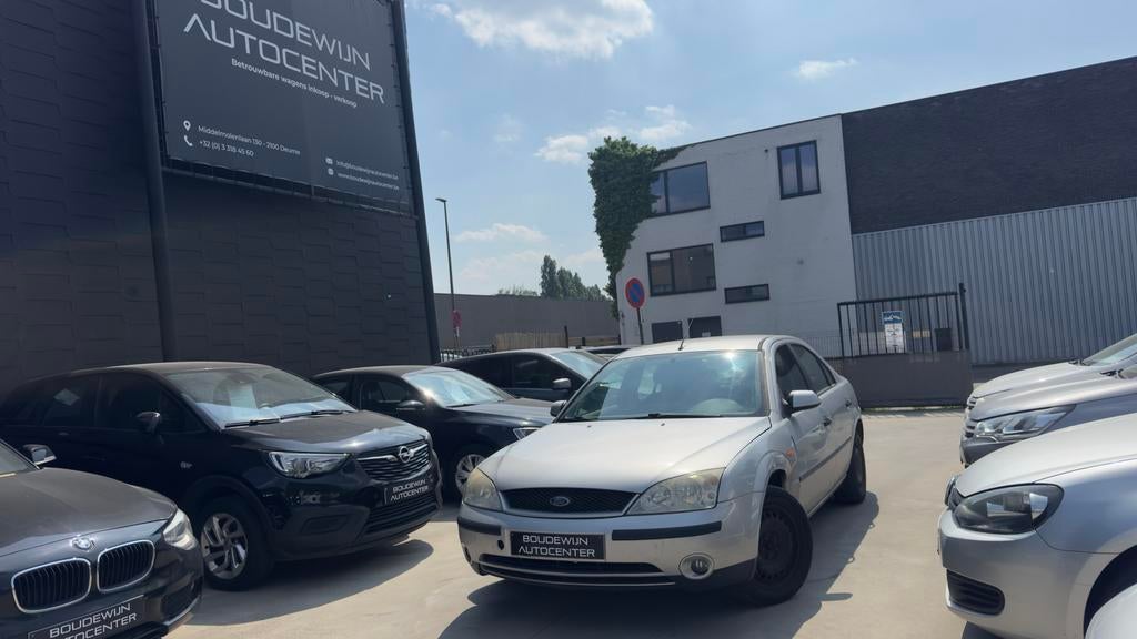 Ford Mondeo 1.8Benzine 2003 180.xxxkm beginnerswagen, Voorwielaandrijving, Stof, Zwart, Mondeo